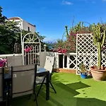 شقة Cosy Ocean View & Garden