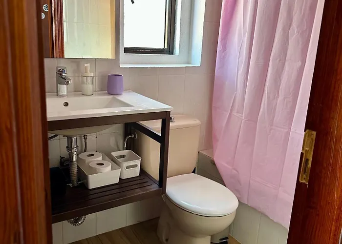 Cosy Ocean View & Garden Апартаменти