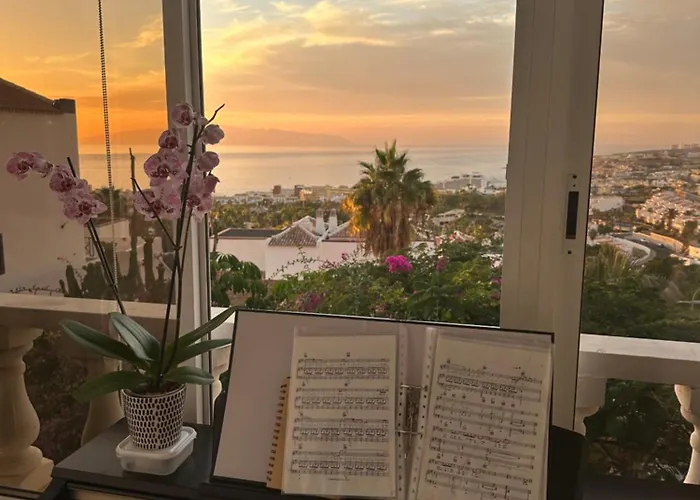 Cosy Ocean View & Garden Апартаменти