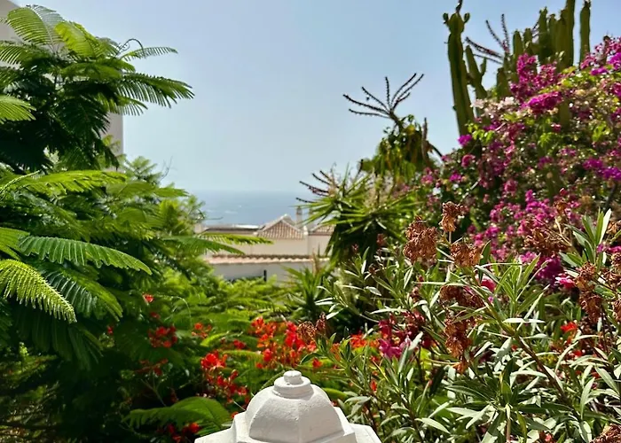 Cosy Ocean View & Garden Апартаменти *