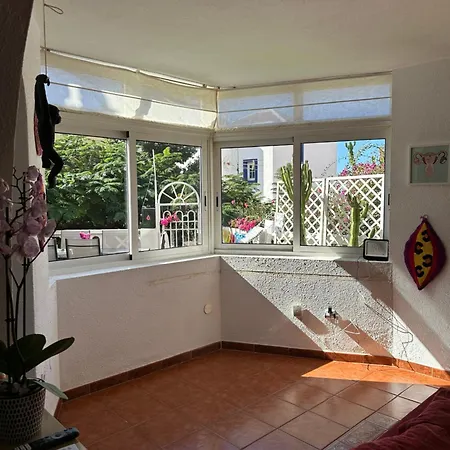 Apartament Cosy Ocean View & Garden